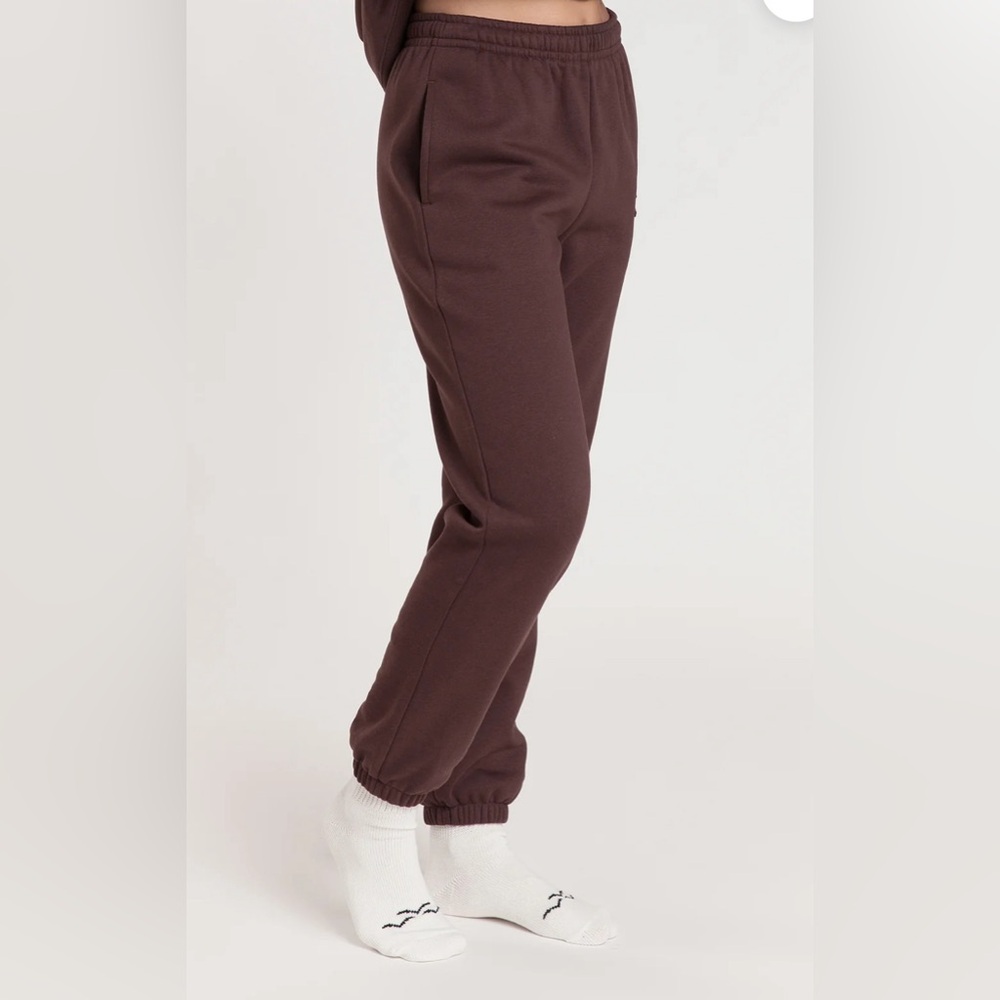 Lazypants Premium Fleece Relaxed Jogger In Espresso . NWOT
